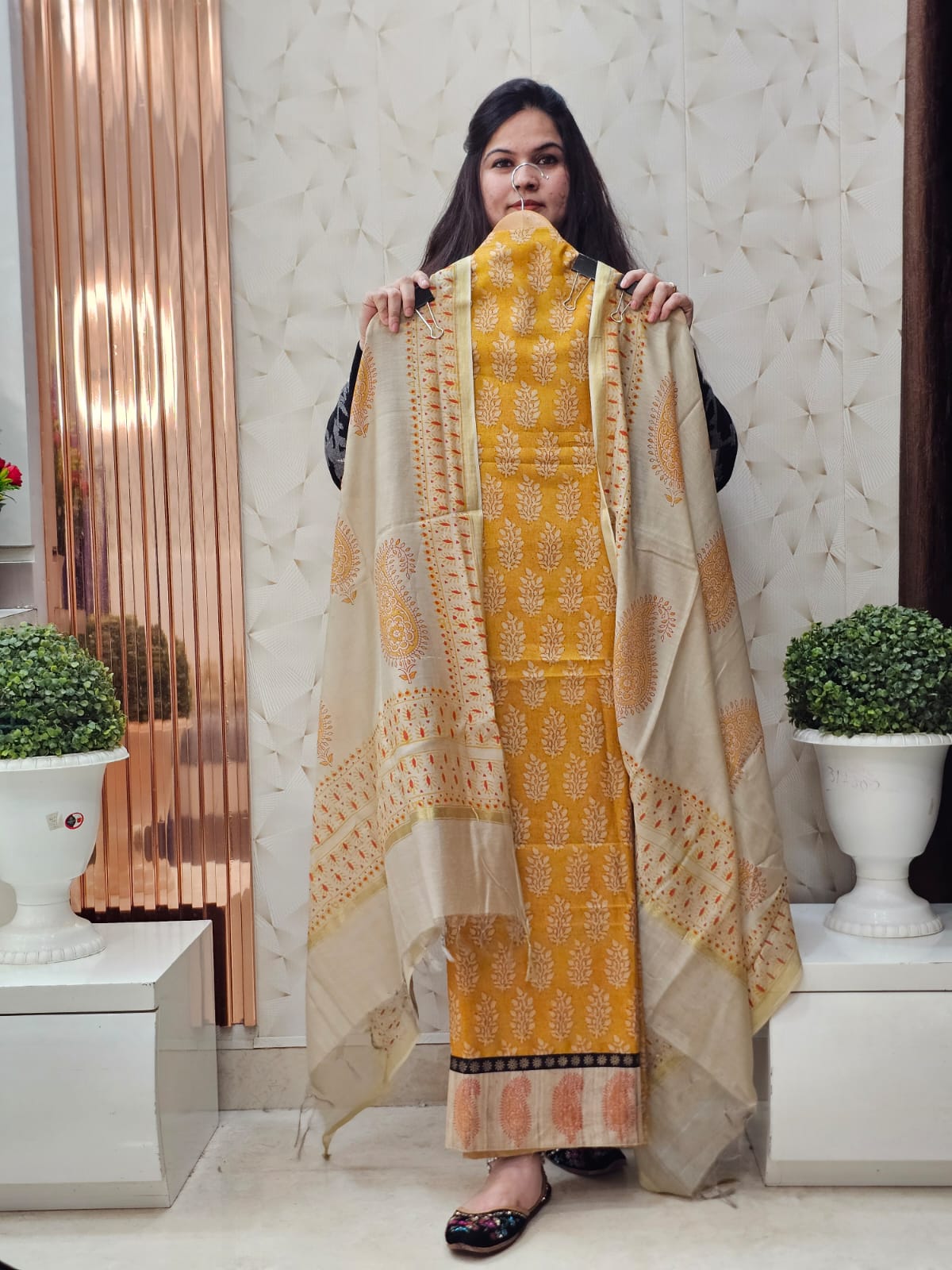 Semi Tusar With Cotton Silk Dupatta With Cotton Santoon Bottom -3